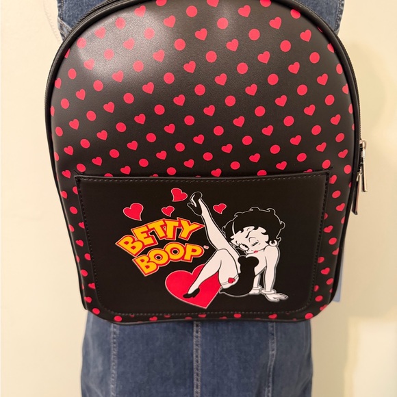Betty Boop Sexy legs Backpack Purse - Picture 8 of 8